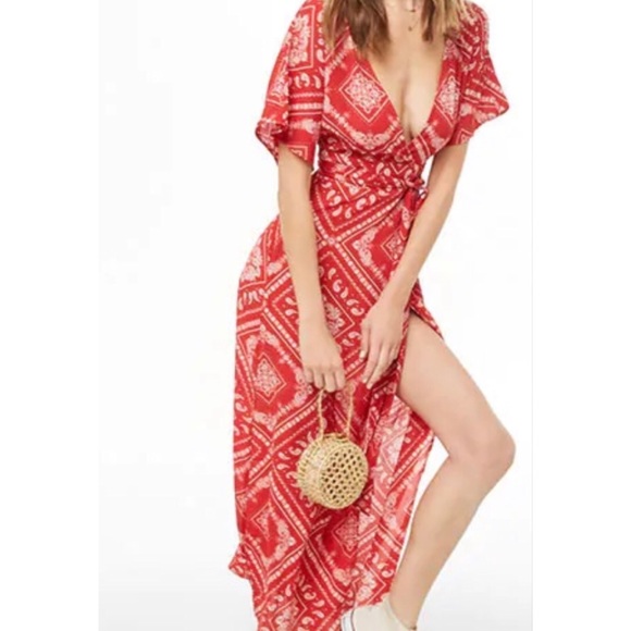 Forever 21 Dresses & Skirts - NWT Forever 21 Faux Wrap Bandana Print Maxi Dress